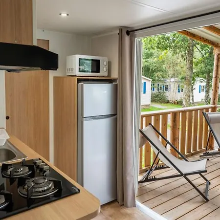 Mobil-home Confortable 4 Pers Avec Terrasse - Api-1-52-611 Kamp alanı
