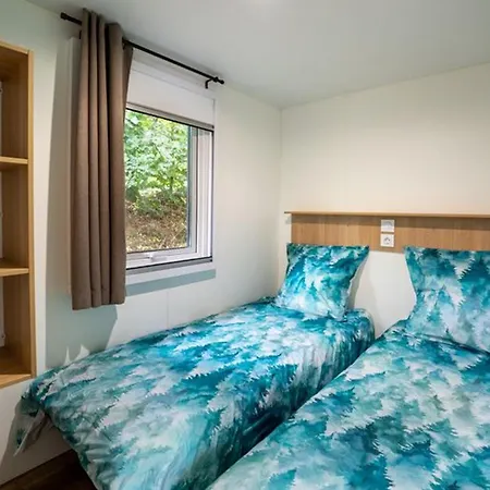 Mobil-home Confortable 4 Pers Avec Terrasse - Api-1-52-611 Kamp alanı *