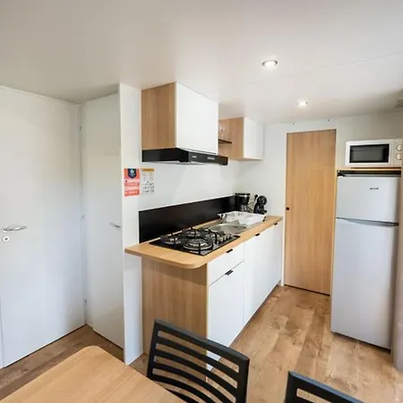 Mobil-home Confortable 4 Pers Avec Terrasse - Api-1-52-611 Kamp alanı