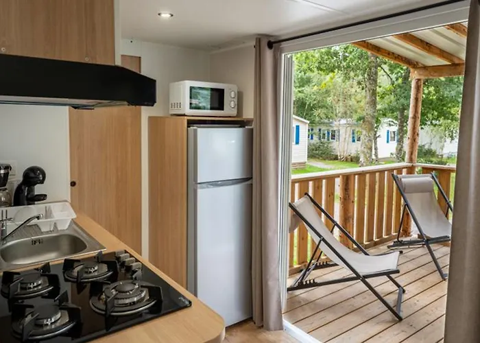 Mobil-home Confortable 4 Pers Avec Terrasse - Api-1-52-611 Кемпинг