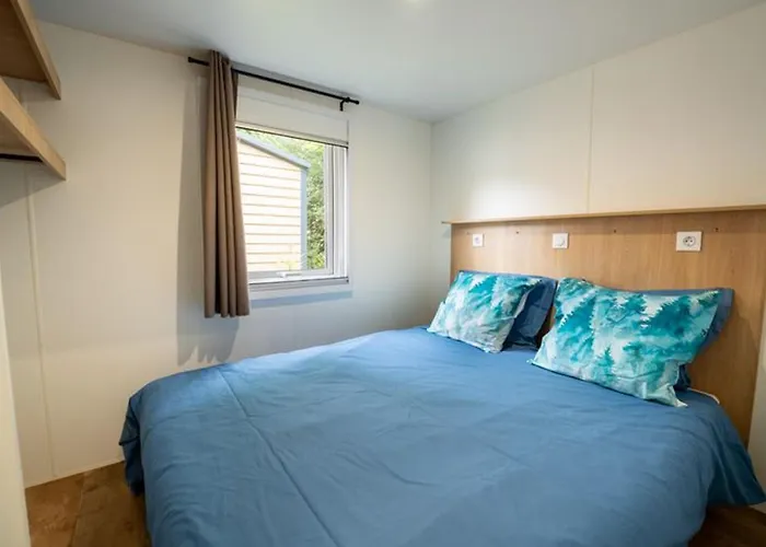 Mobil-home Confortable 4 Pers Avec Terrasse - Api-1-52-611 * Granges-Aumontzey